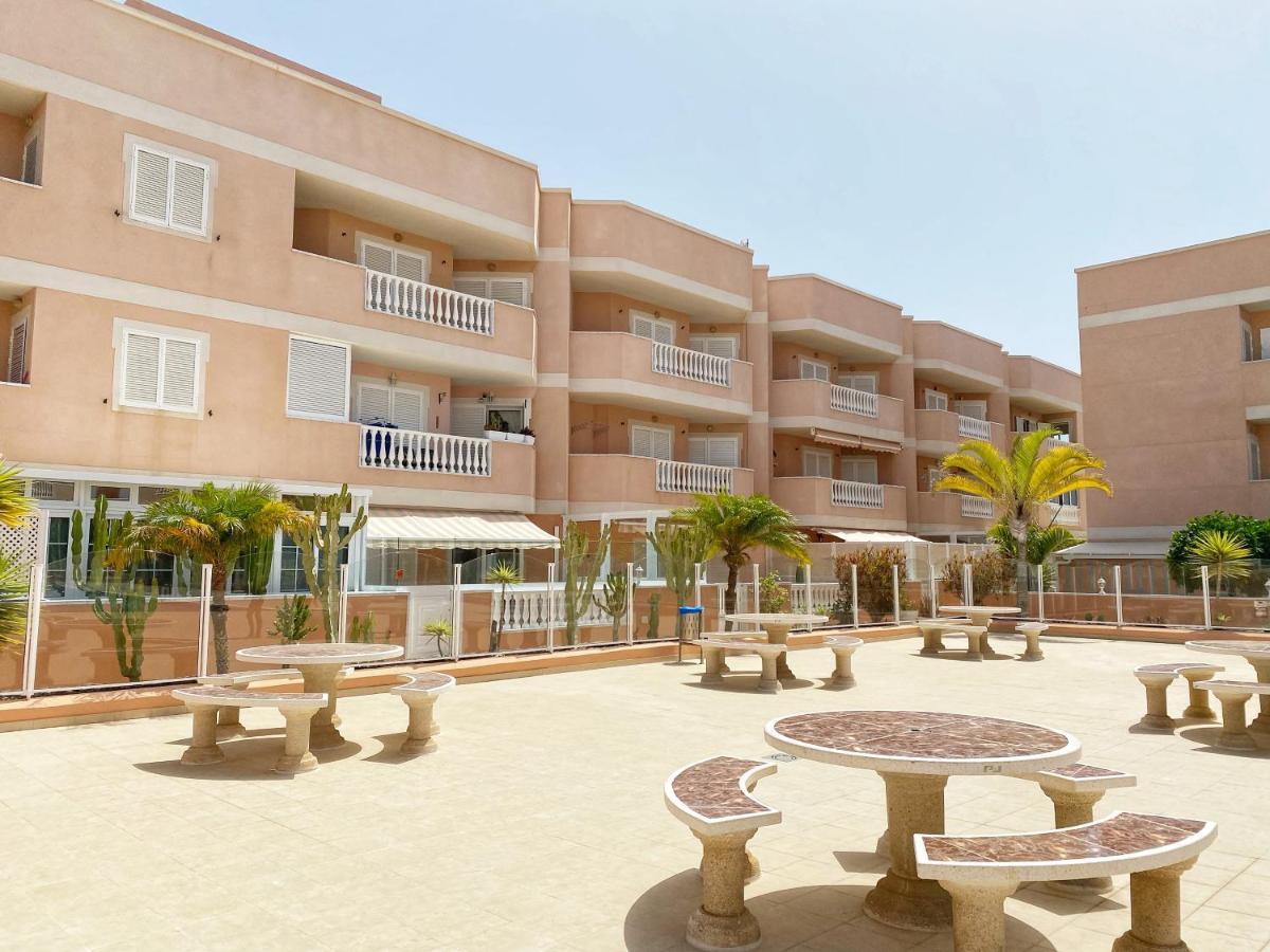 Hugo'S Holiday Apartment In Costa Del Silencio Arona  Kültér fotó