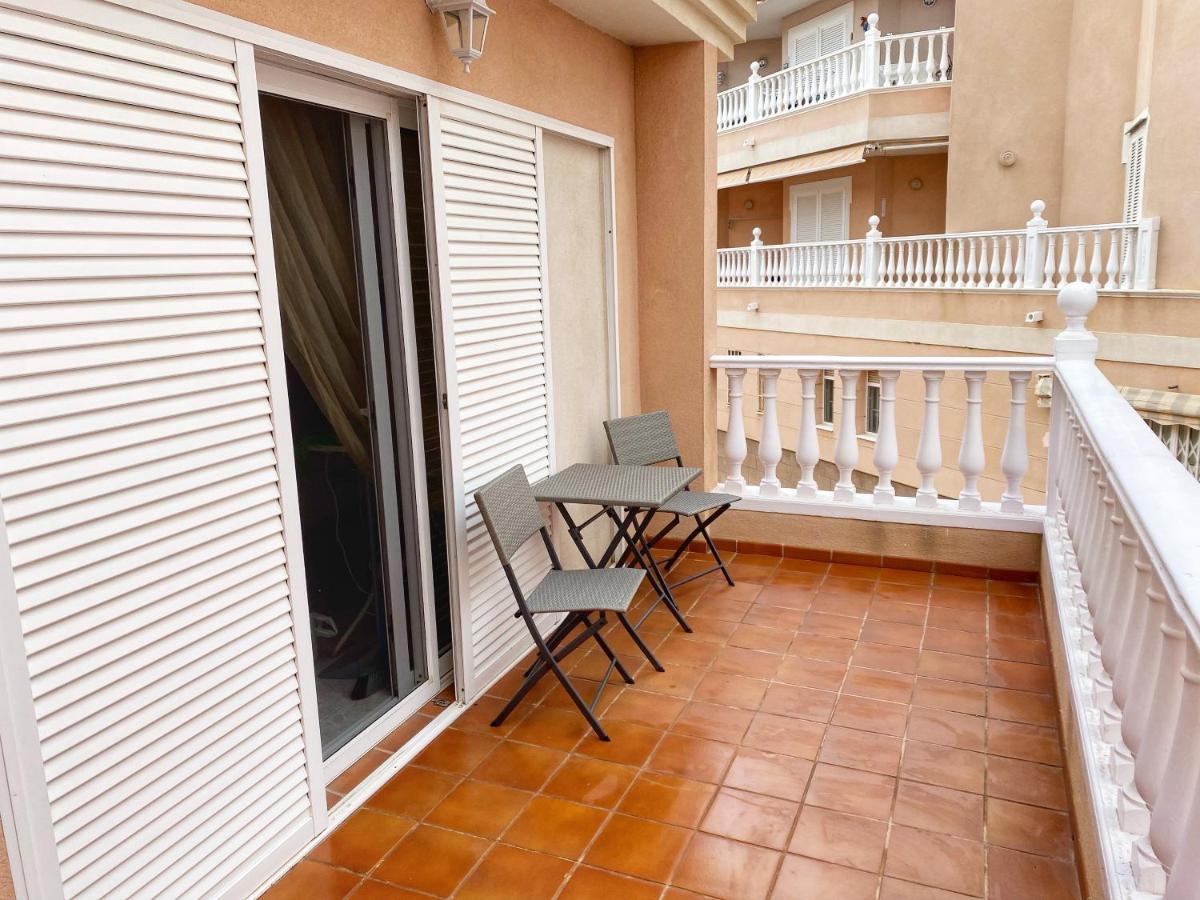 Hugo'S Holiday Apartment In Costa Del Silencio Arona  Kültér fotó